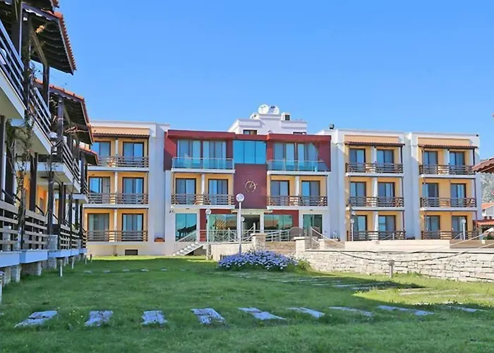 Отель Silvanus 3*